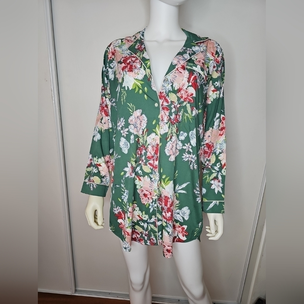 NWT Cupcakes & Cashmere Women's Green Floral Button Down Pajama Shirt Sz S